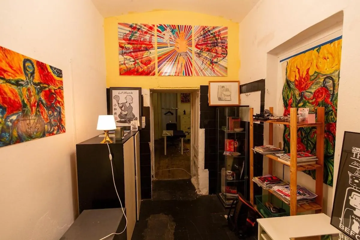 Atelier In Vienna Center, No Shower, Entire Place Apartment